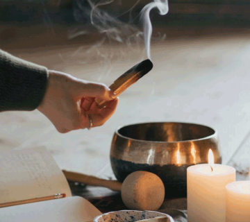حرکت کودک یوگا برای آرامش شانه‌ها، کمر و گردن و کاهش استرس