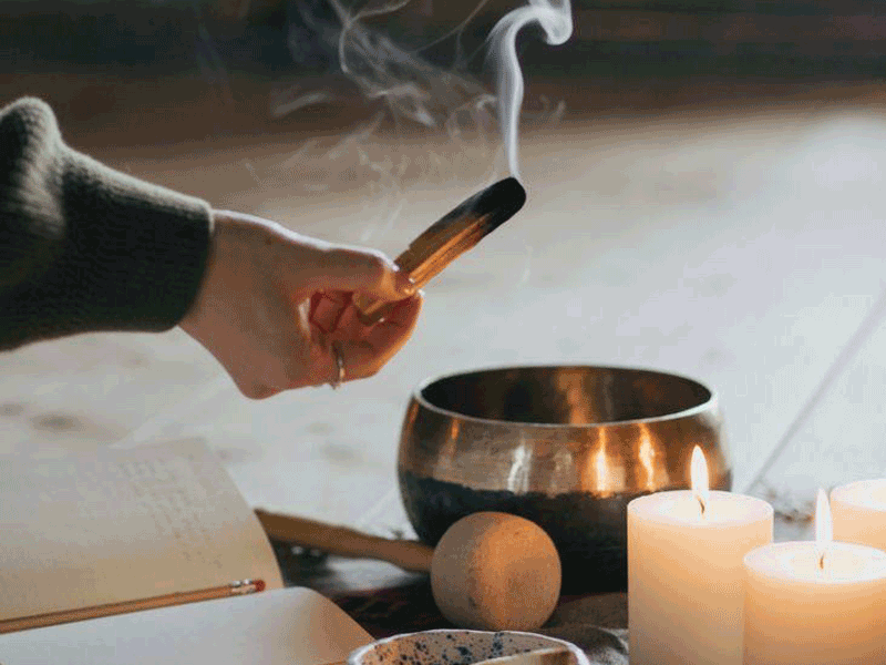حرکت کودک یوگا برای آرامش شانهها، کمر و گردن و کاهش استرس